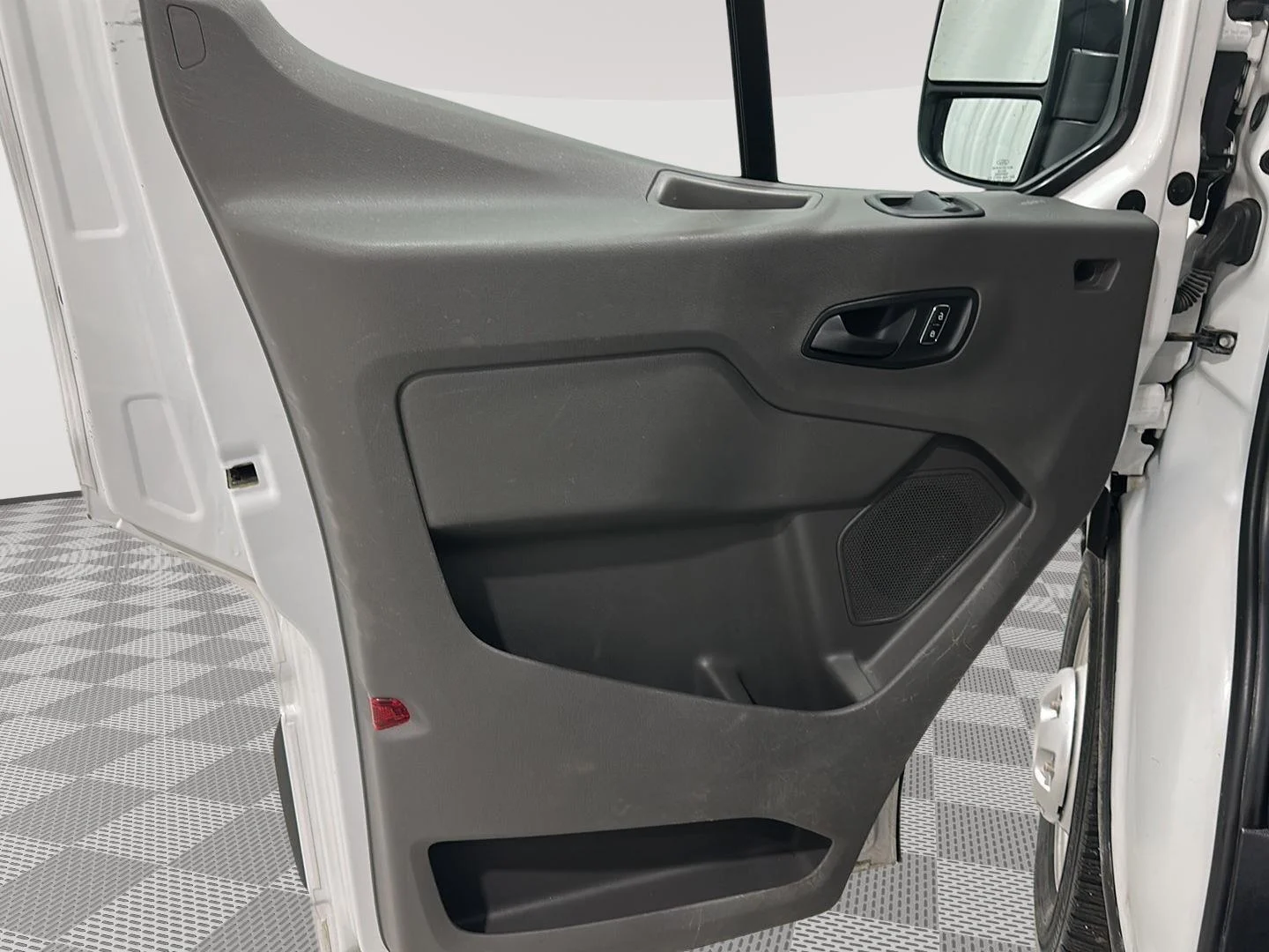 Used 2024 Oxford White Ford  image 17