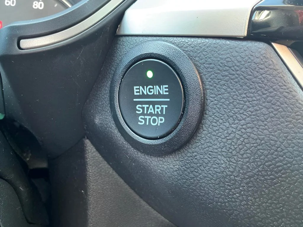 Used 2022 Gray Ford SE image 38