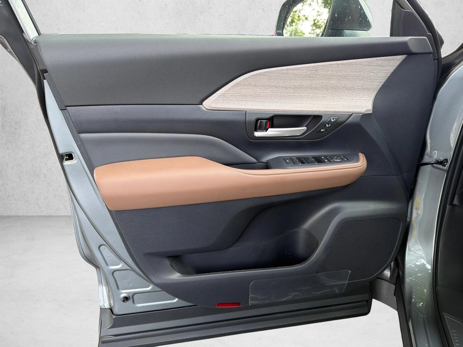 New 2026 Heavy Metal Toyota Platinum image 10