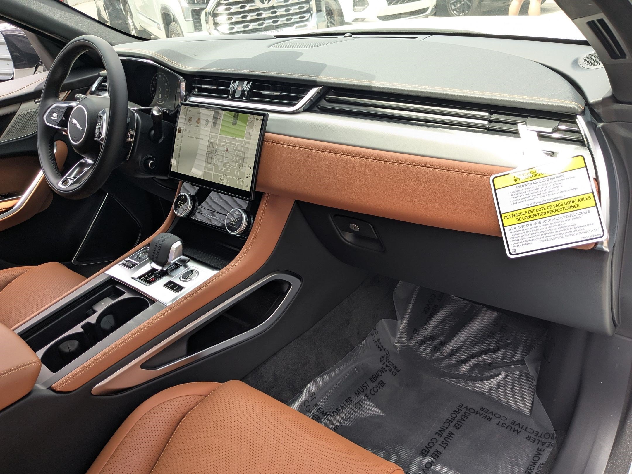 2026 Jaguar F-Pace R-Dynamic S - Photo 33