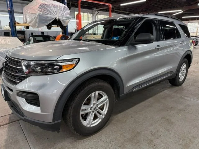 2020 Ford Explorer XLT 4WD's photo