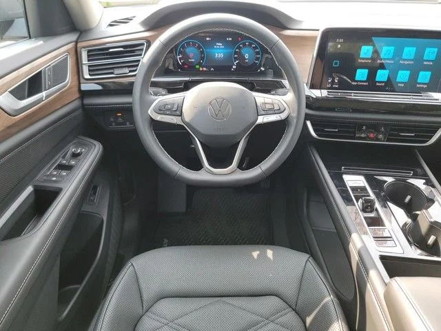 2026 Volkswagen Atlas SE w/Tech - Photo 25