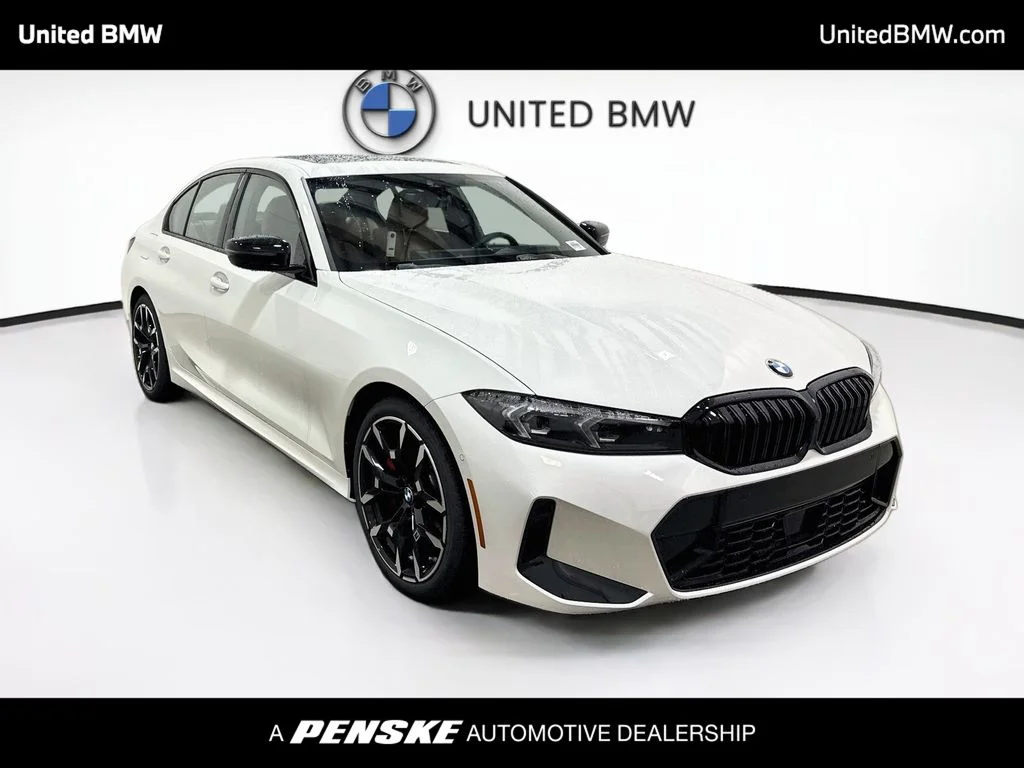 New 2026 Alpine White BMW 330i image 3