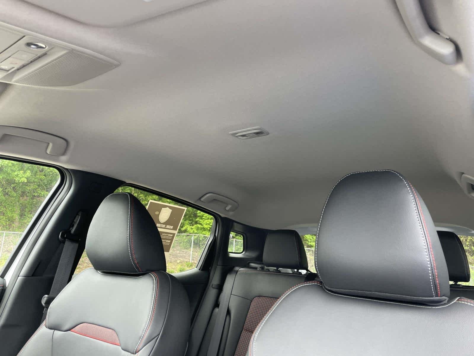 New 2026 Aspen White Tricoat/Super Black Nissan SR image 5