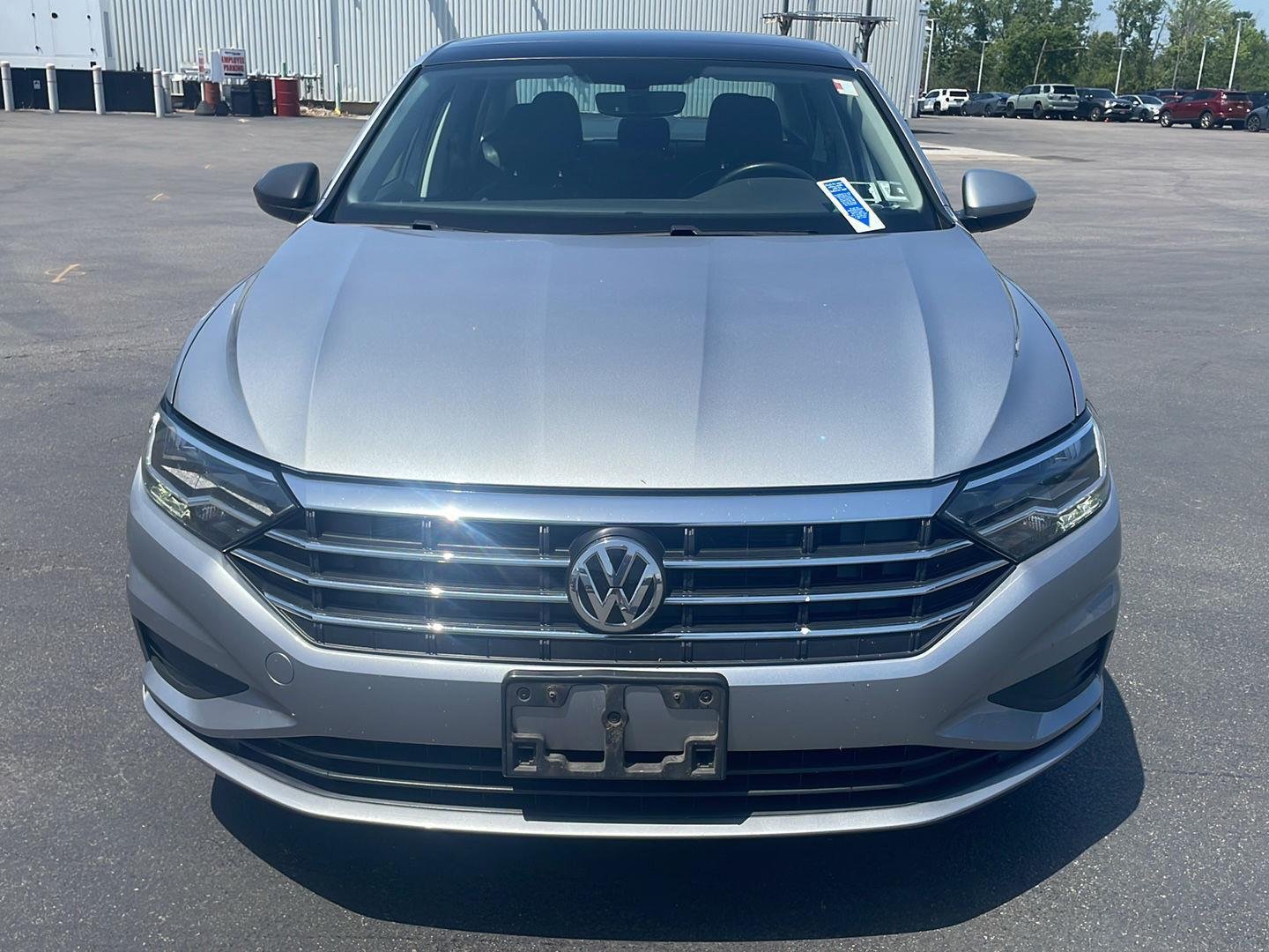 Used 2021 Platinum Gray Metallic Volkswagen SE image 5