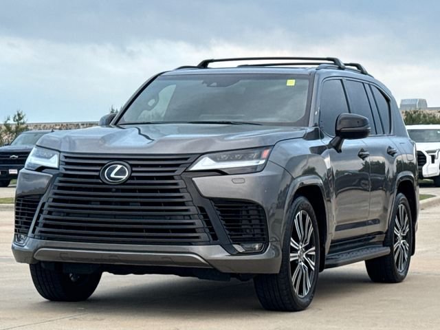 Used 2024 Gray Lexus 600 Luxury image 3