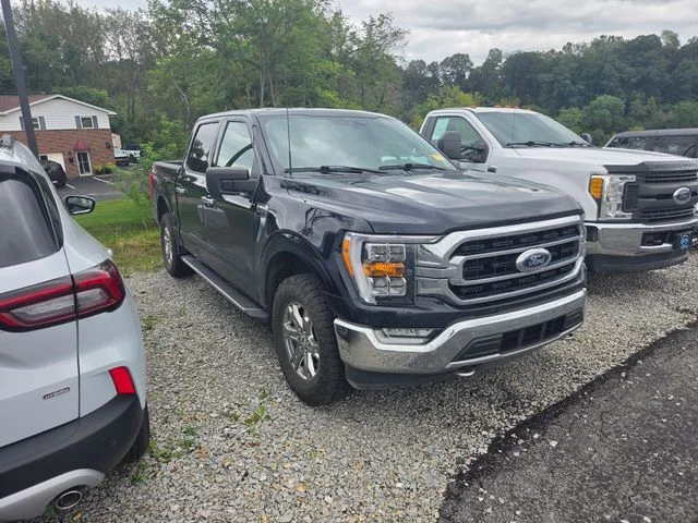 Used 2021 Antimatter Blue Metallic Ford XLT image 2