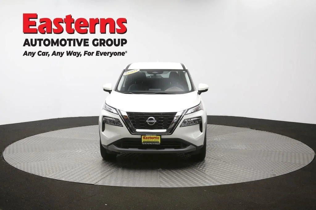 Used 2023 White Nissan SV image 54