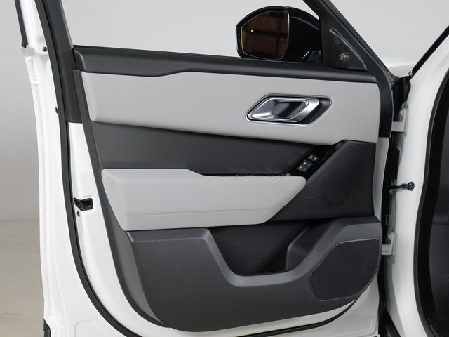 New 2026 Fuji White Land Rover S image 25