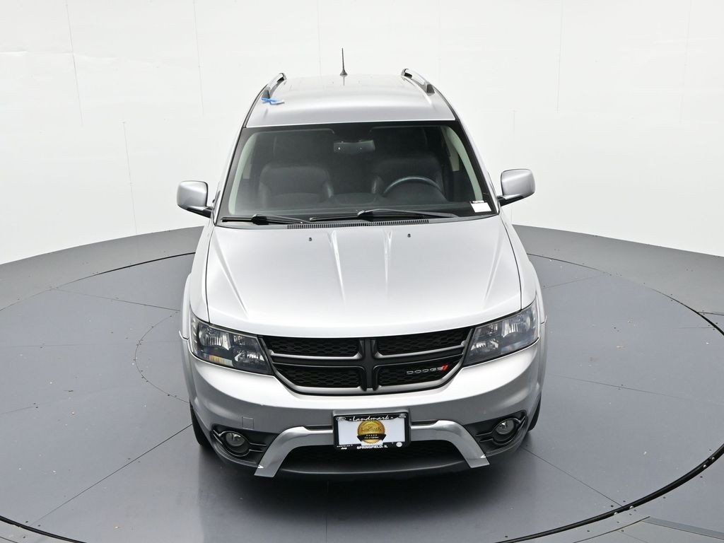 Used 2017 Billet Clearcoat Dodge Crossroad image 16