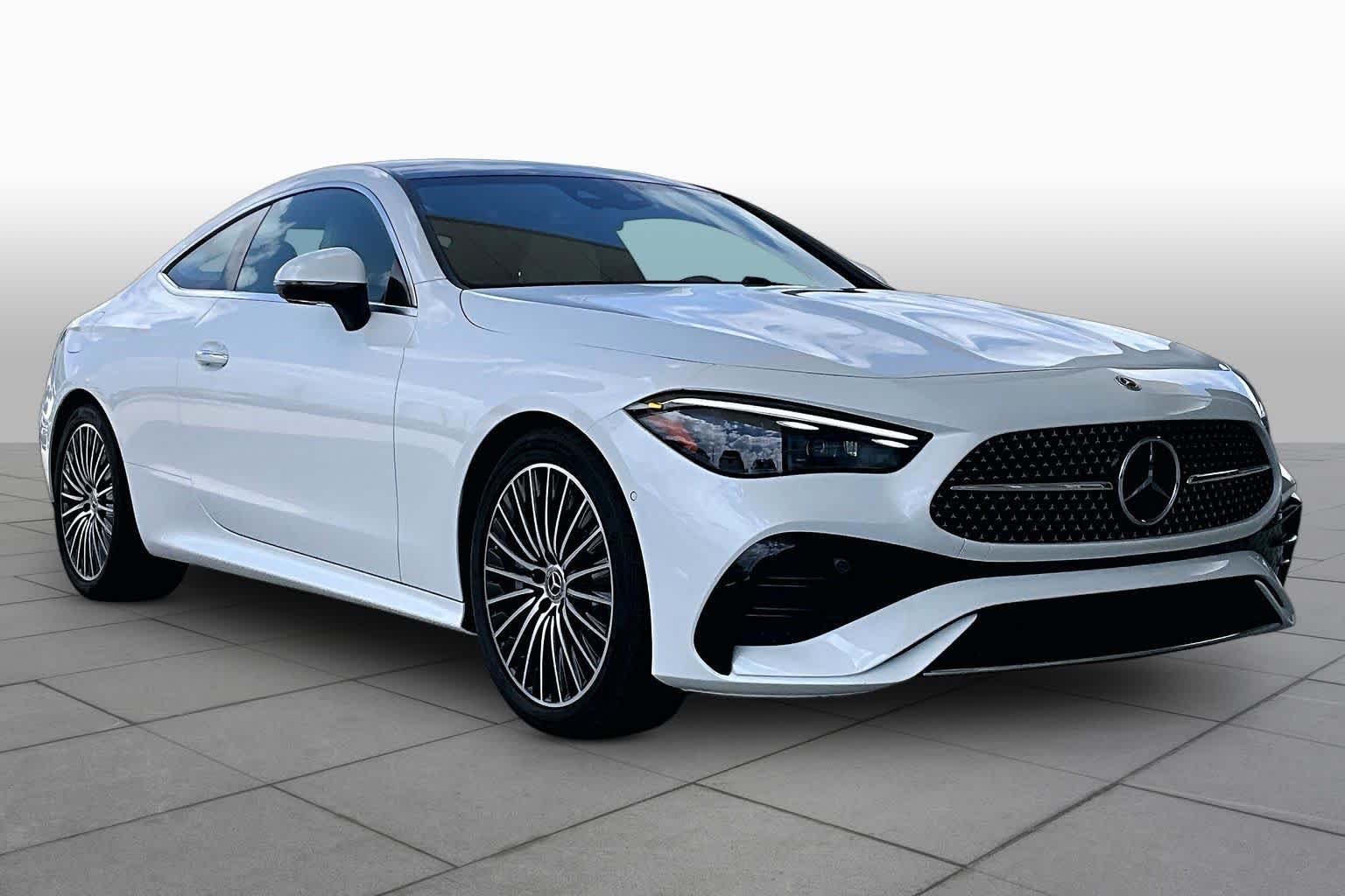 Used 2026 MANUFAKTUR Moonlight White Metallic Mercedes-Benz CLE 450 image 3