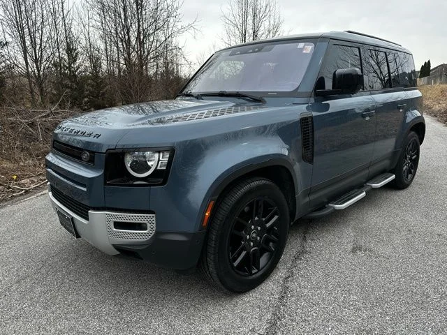2020 Land Rover Defender S's photo