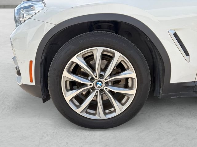 Used 2019 White BMW sDrive30i image 23