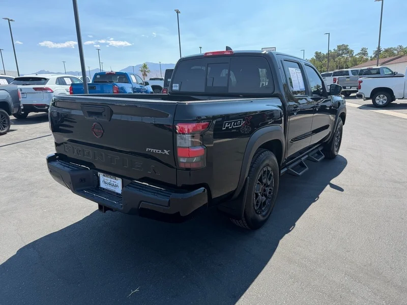 Used 2022 Super Black Nissan PRO-X image 3