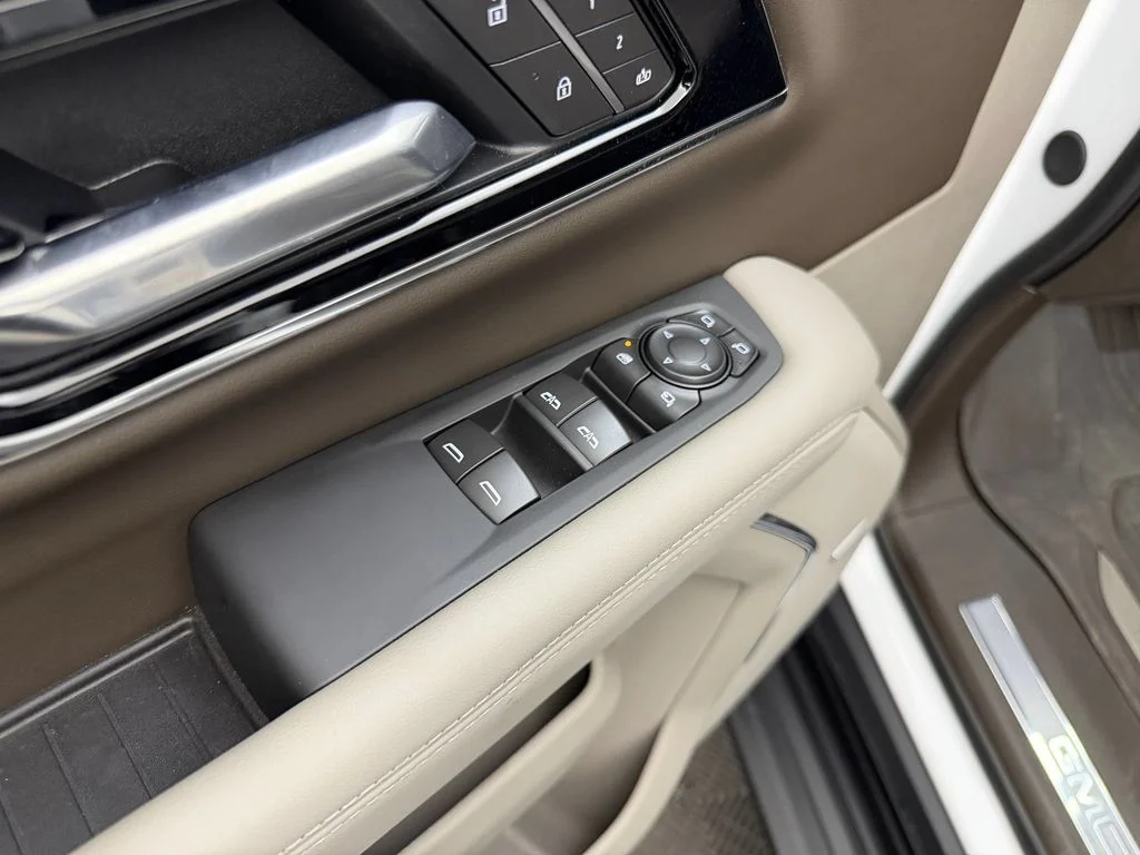 Used 2026 Summit White GMC Elevation image 11