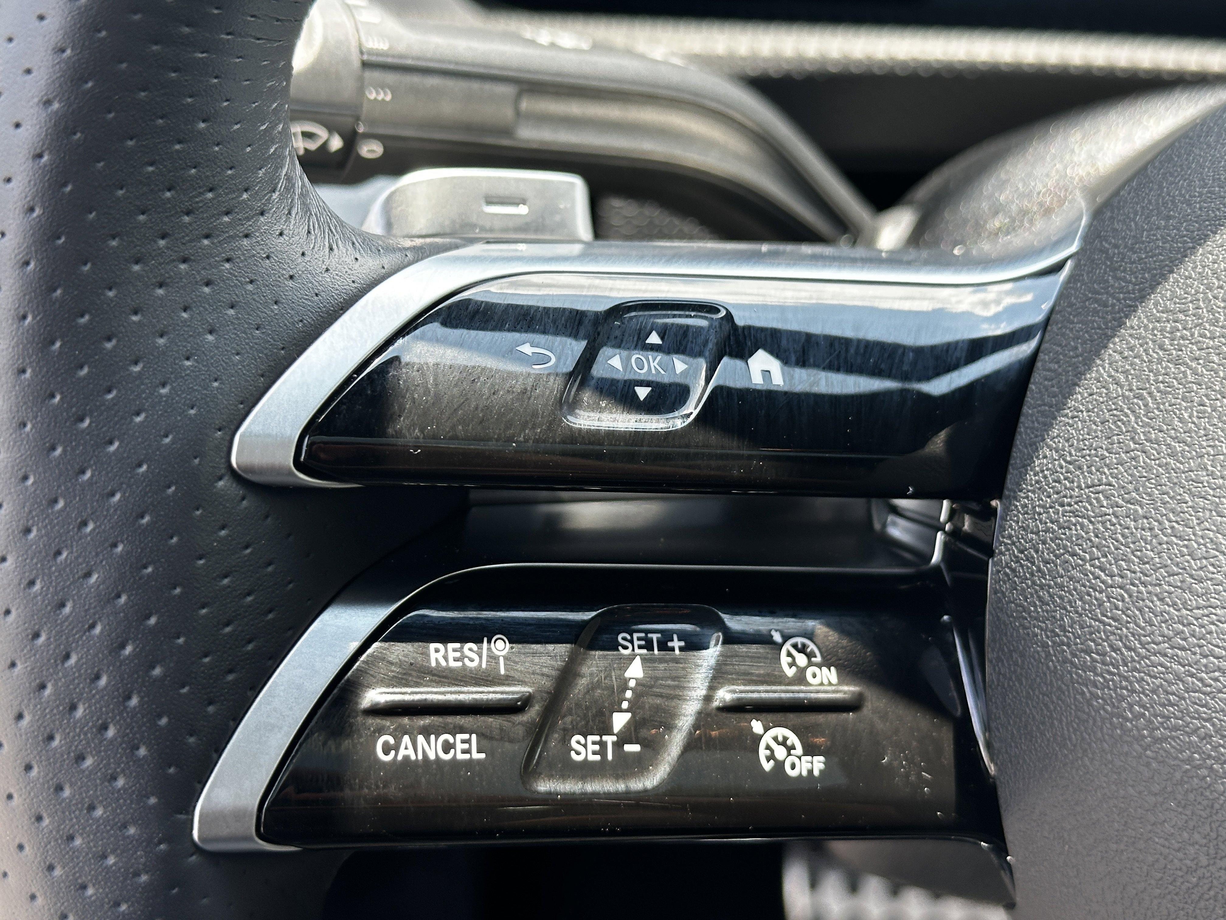 Used 2025  Mercedes-Benz CLA 250 image 26