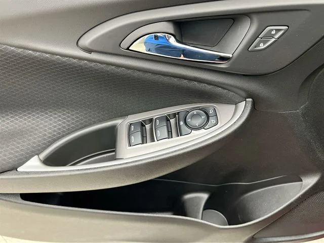 2025 Chevrolet Malibu RS - Photo 20