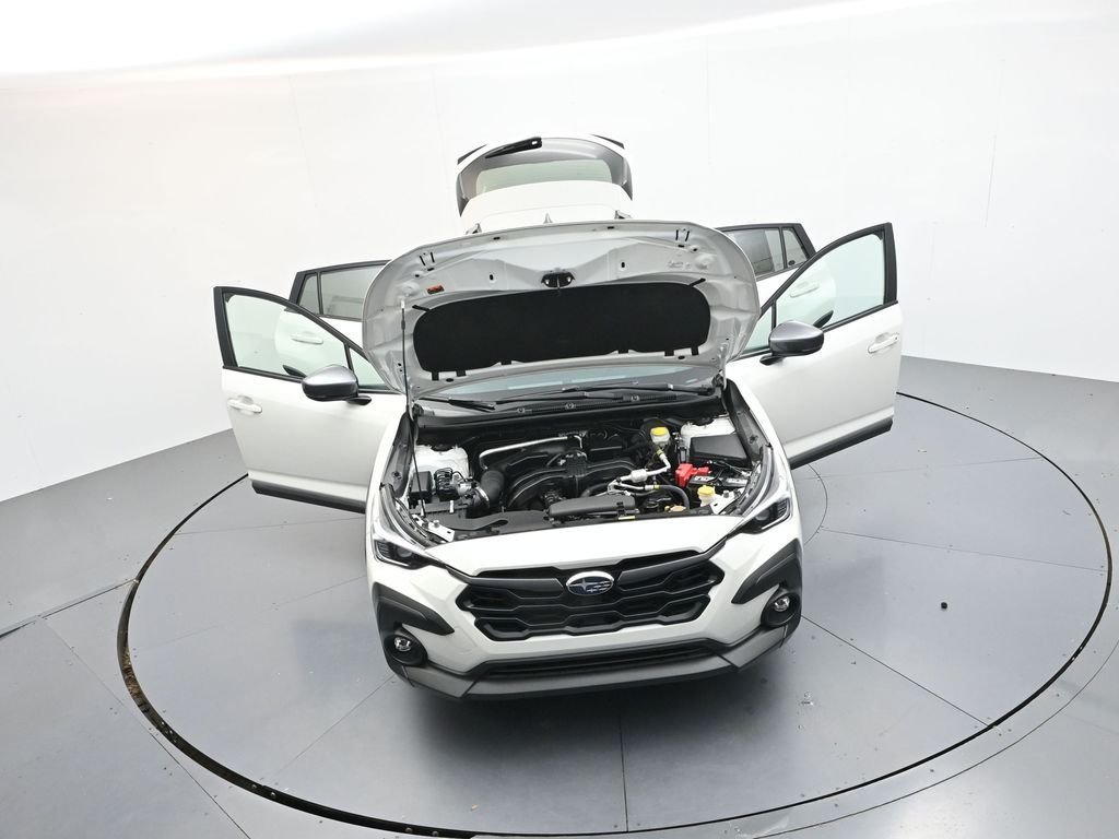 Used 2025 Crystal White Pearl Subaru Limited image 38