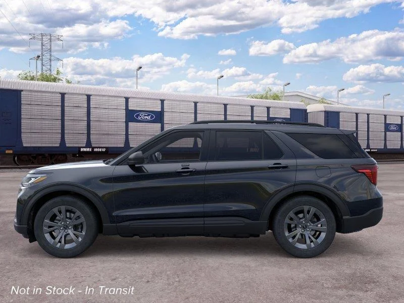 New 2026 Agate Black Metallic Ford Active image 4
