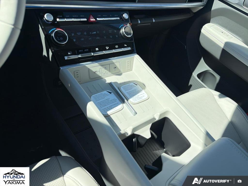 New 2026 Ecotronic Gray Hyundai Limited image 18