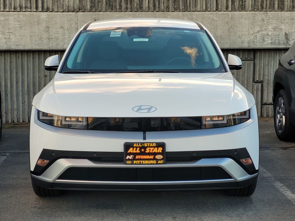 New 2026 White Hyundai SEL image 2