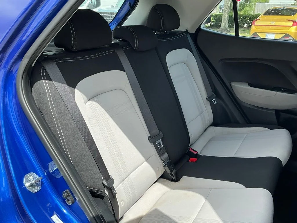 Used 2025 Blue Hyundai SEL image 17