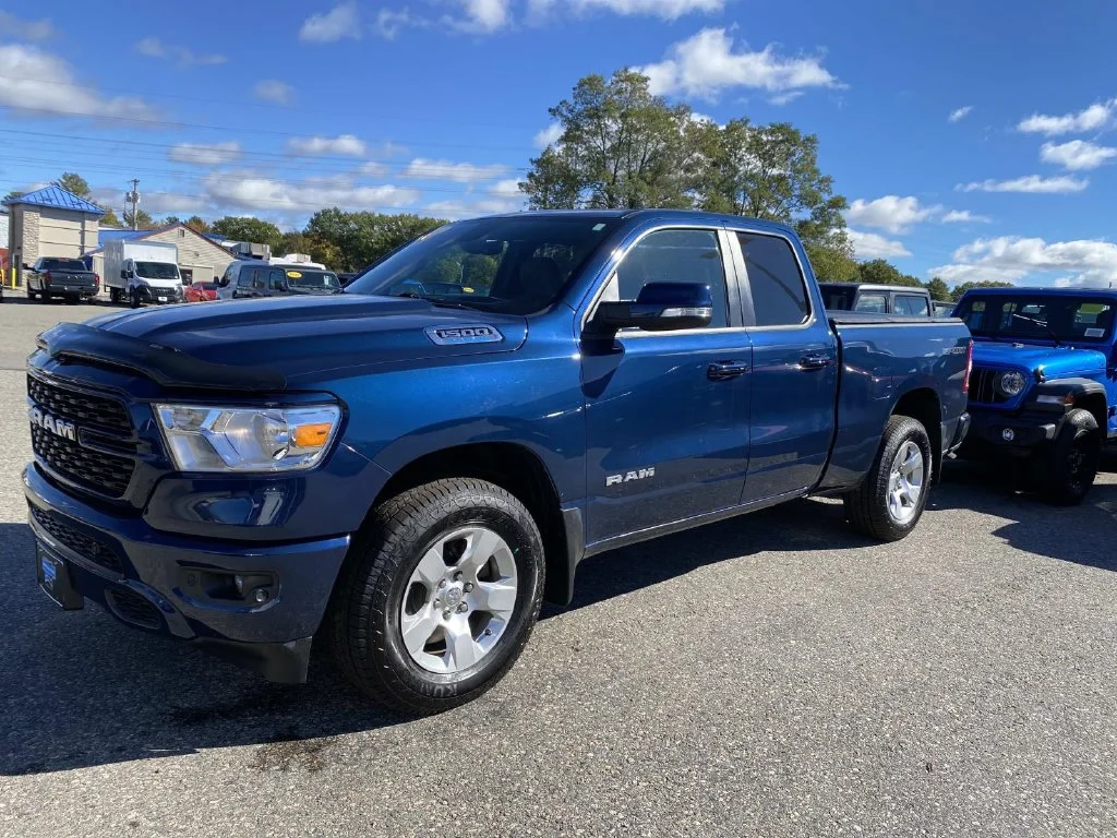 Certified Used 2022 Blue Ram Big Horn/Lone Star image 8