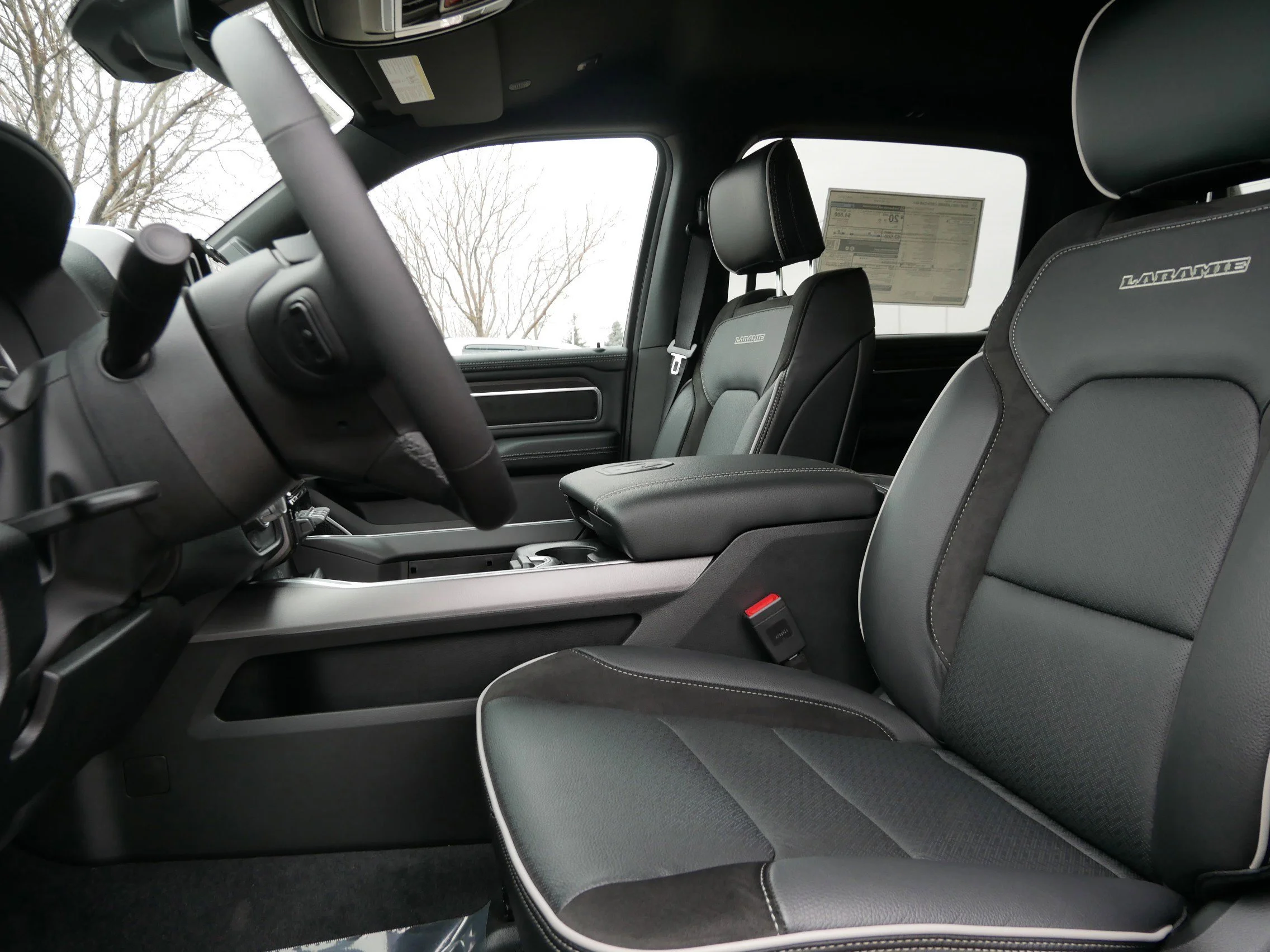 New 2026 Bright White Clear-Coat Exterior Paint RAM Laramie image 9