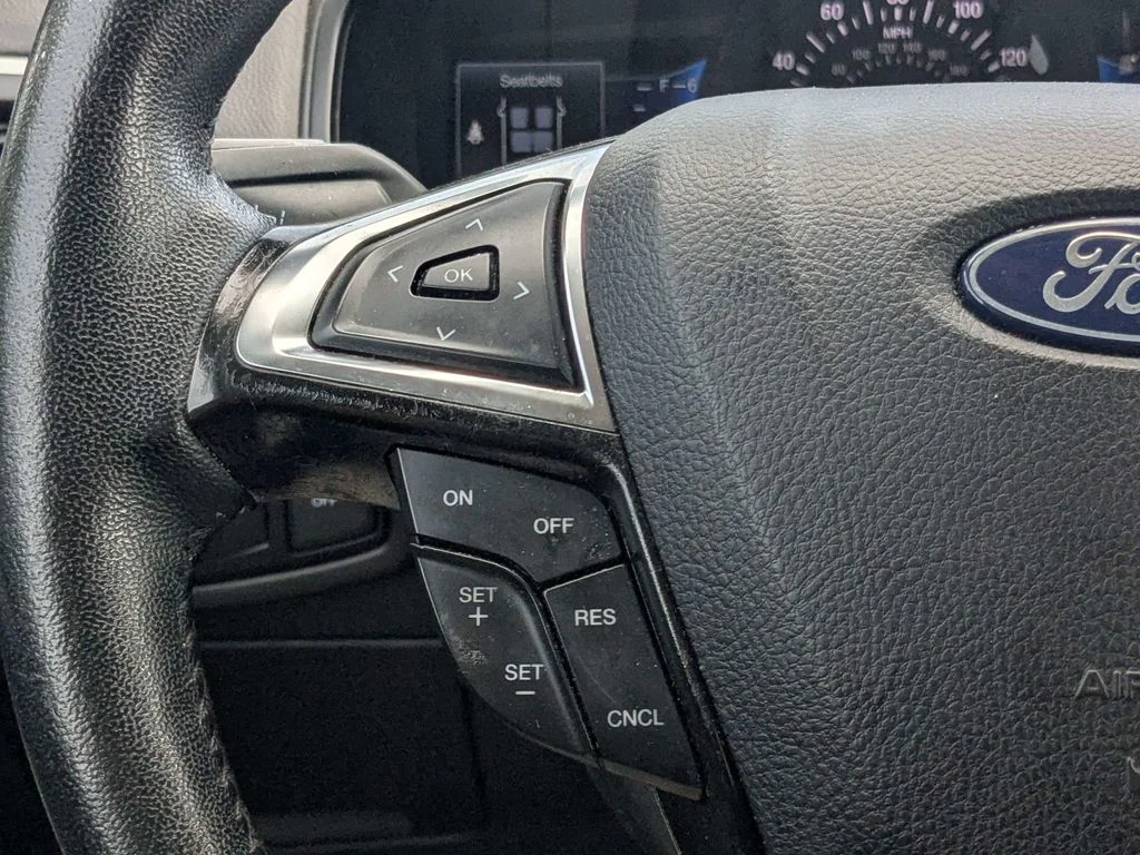 Used 2024 Black Ford SEL image 23