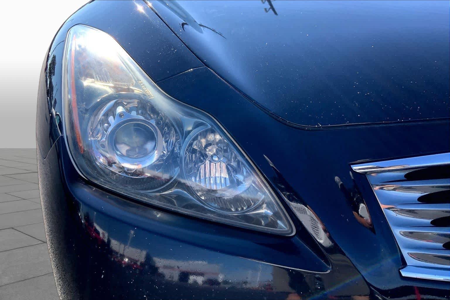 Used 2014 Black Obsidian INFINITI  image 27