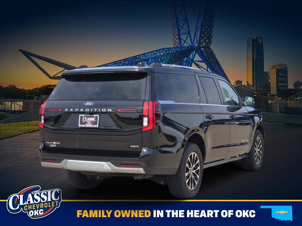 Used 2025 Black Ford Platinum image 7