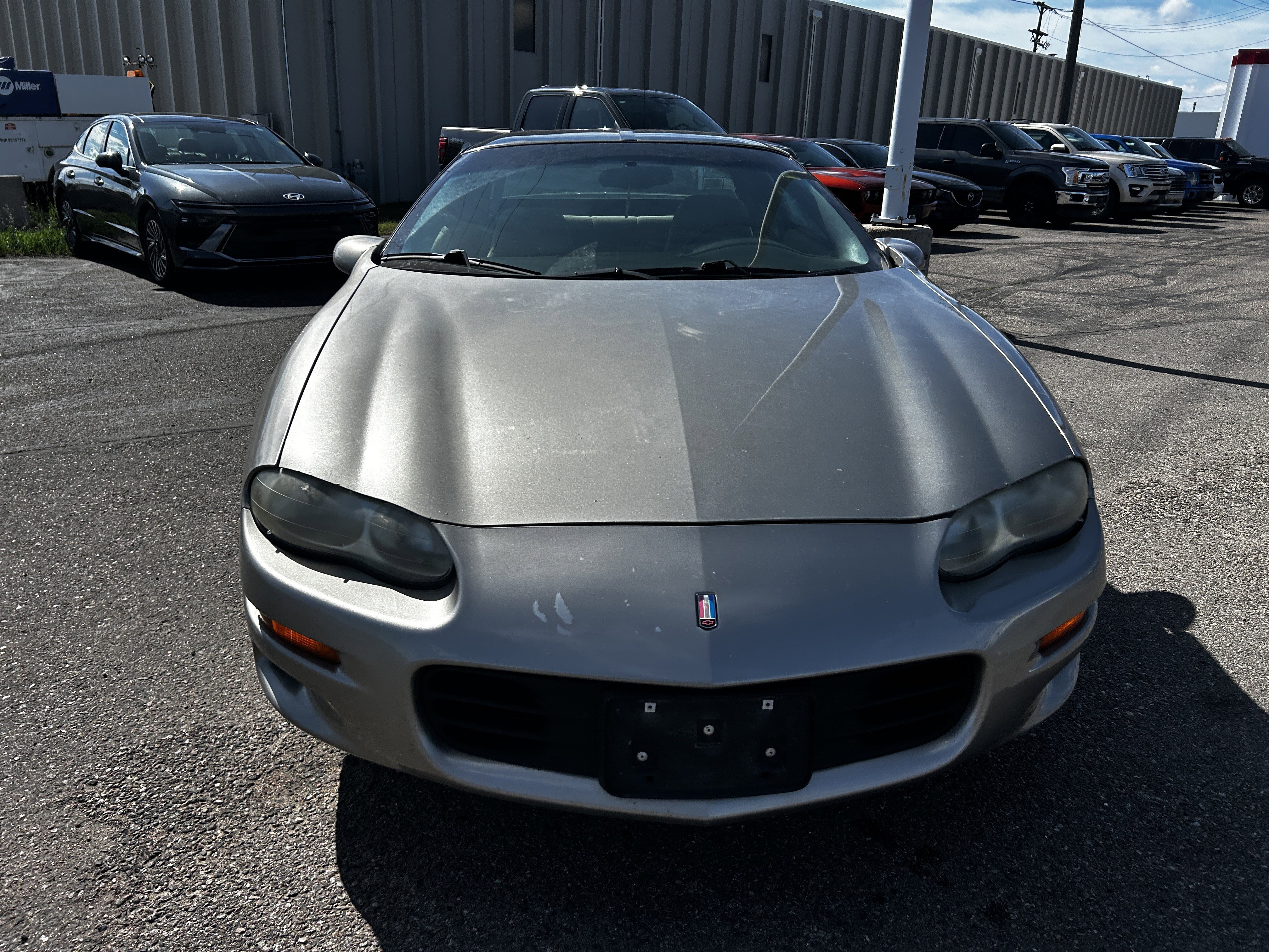 Used 2000 Light Pewter Metallic Chevrolet Base image 8