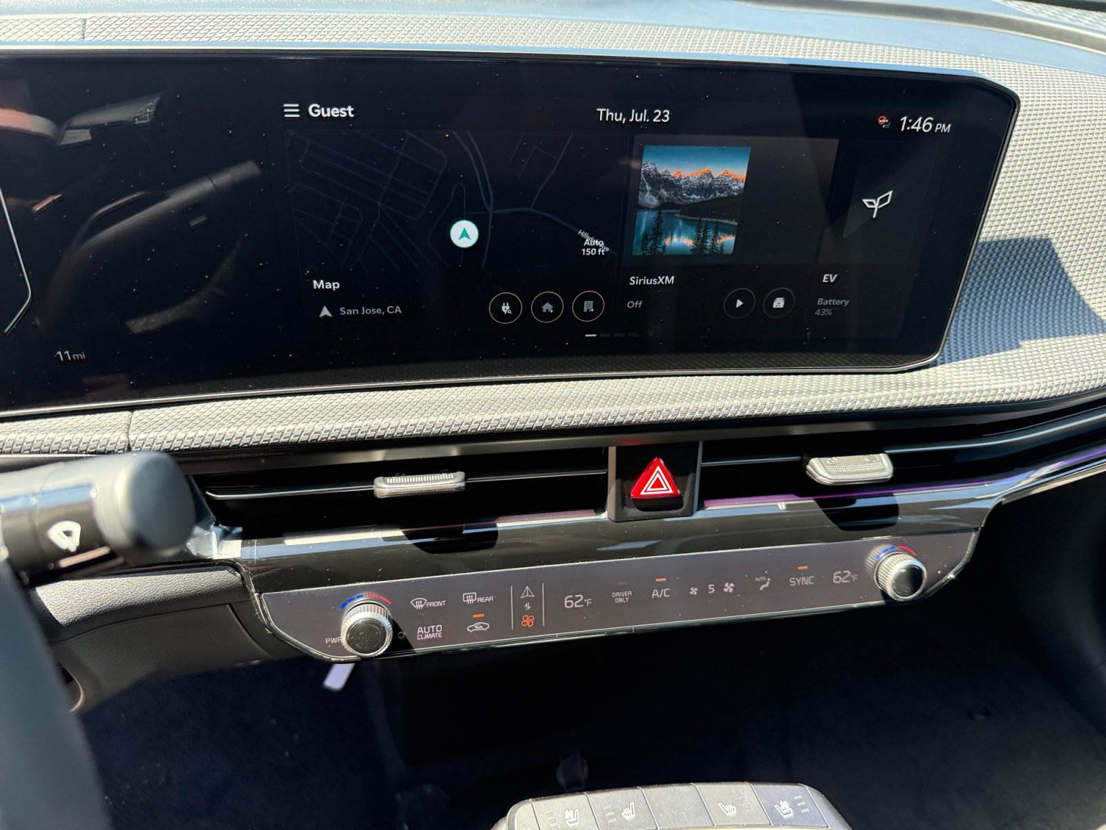 New 2026 Wolf Gray Kia GT-LINE image 12