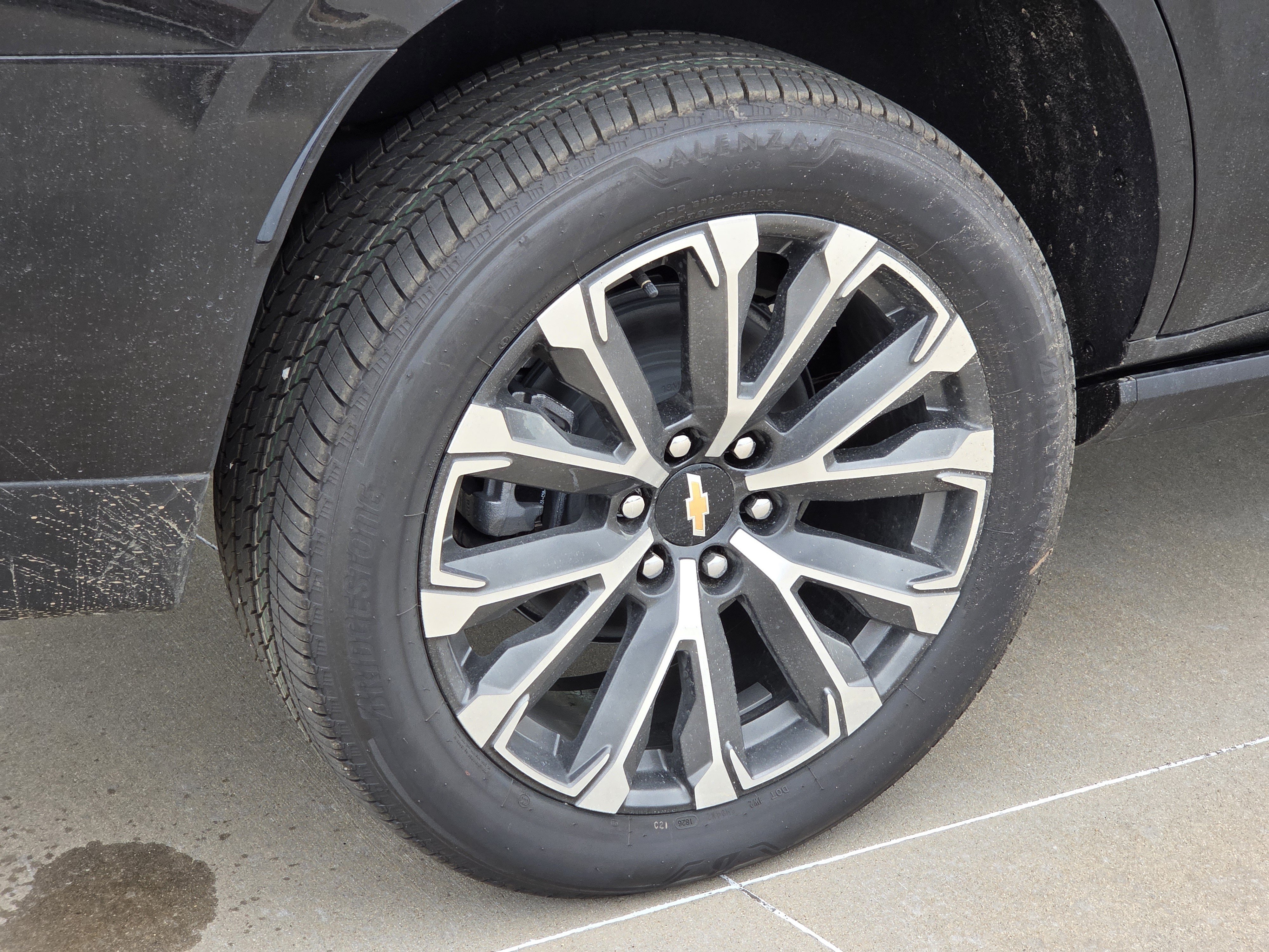 New 2026 Black Chevrolet High Country image 5
