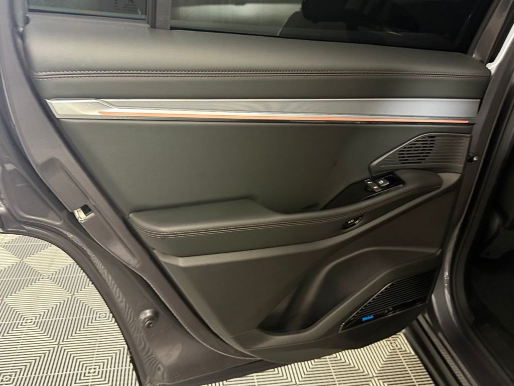 Used 2024 Gray Jeep Launch Edition image 31