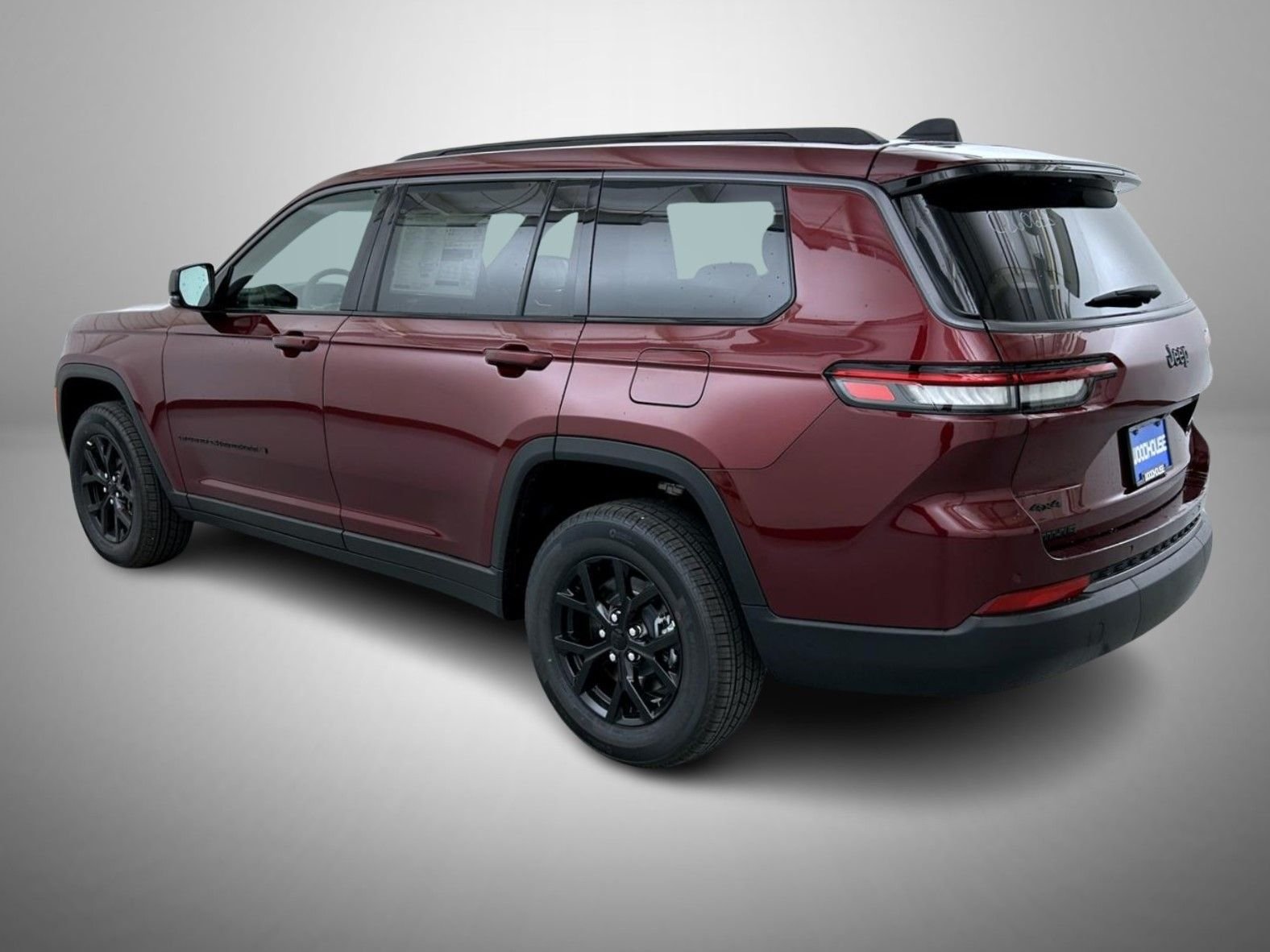 New 2026 Velvet Red Pearl-Coat Exterior Paint Jeep Altitude image 7