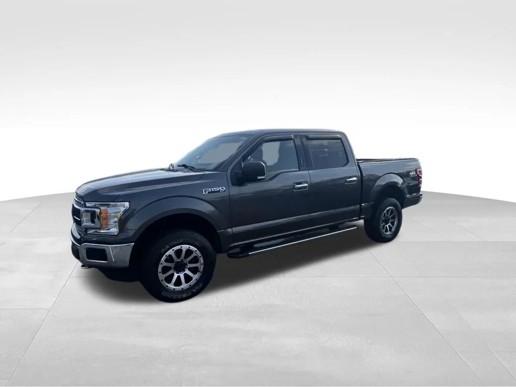 Used 2018 Gray Ford XLT image 7