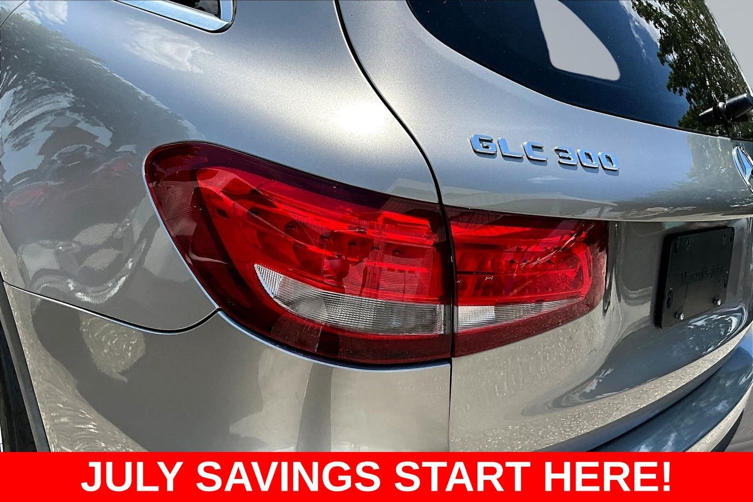 Used 2019 Silver Mercedes-Benz GLC 300 image 29