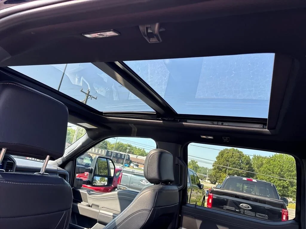 Used 2024 Black Ford XLT image 24
