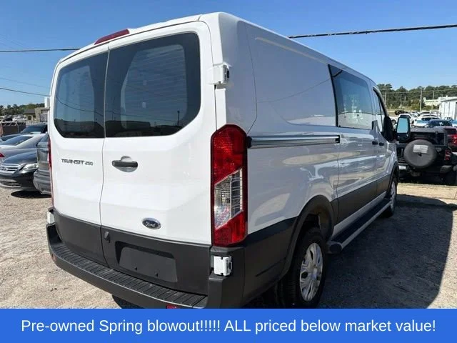 Used 2025 White Ford XL image 6