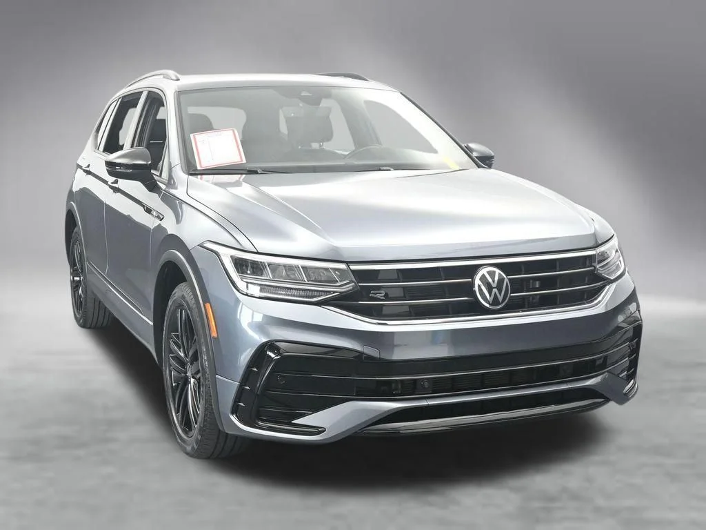 Used 2022 Gray Volkswagen 2.0T SE R-Line Black image 10