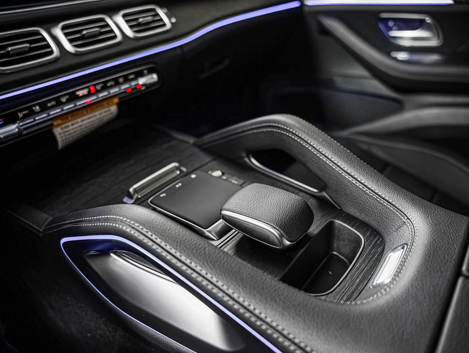 New 2026 Polar White Mercedes-Benz AMG® 4MATIC image 18
