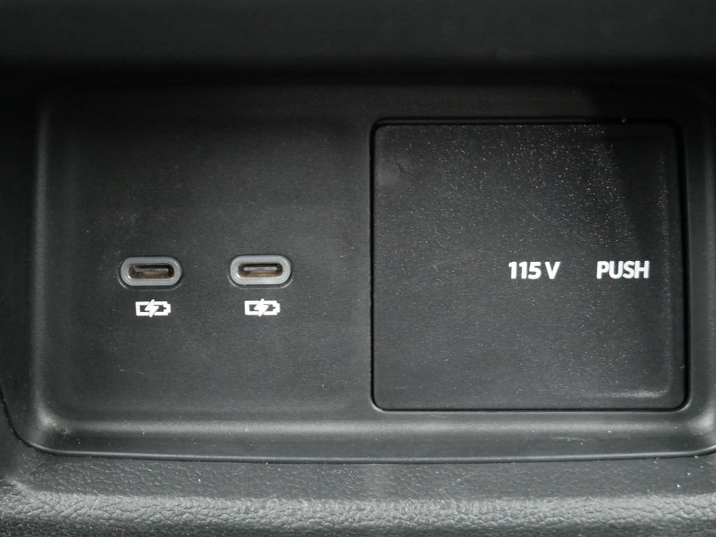 Used 2024 Black Volkswagen 2.0T SE w/Technology image 16
