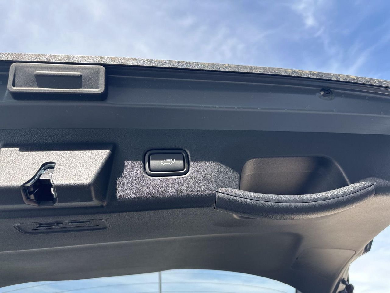 New 2026 Gray Hyundai SEL AWD image 95