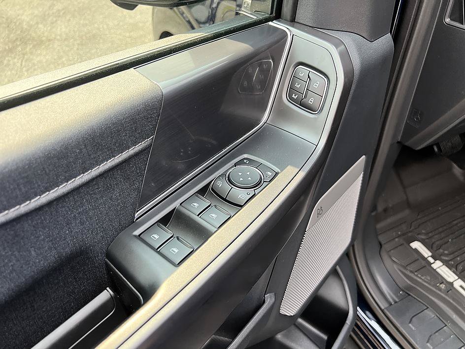 New 2026 Antimatter Blue Metallic Ford LARIAT image 10