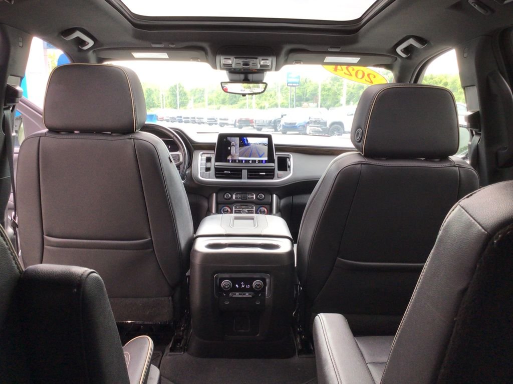 Used 2024 White Chevrolet Premier image 39