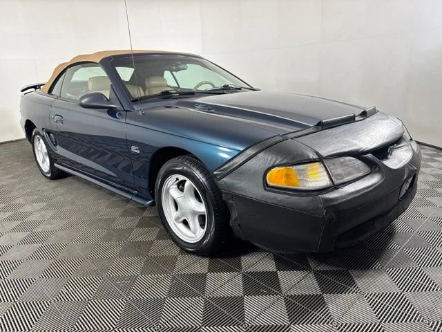 Used 1994 Green Ford GT image 1