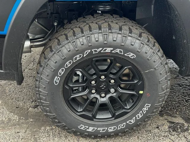 New 2026 Hydro Blue Pearl-Coat Exterior Paint RAM REBEL image 12