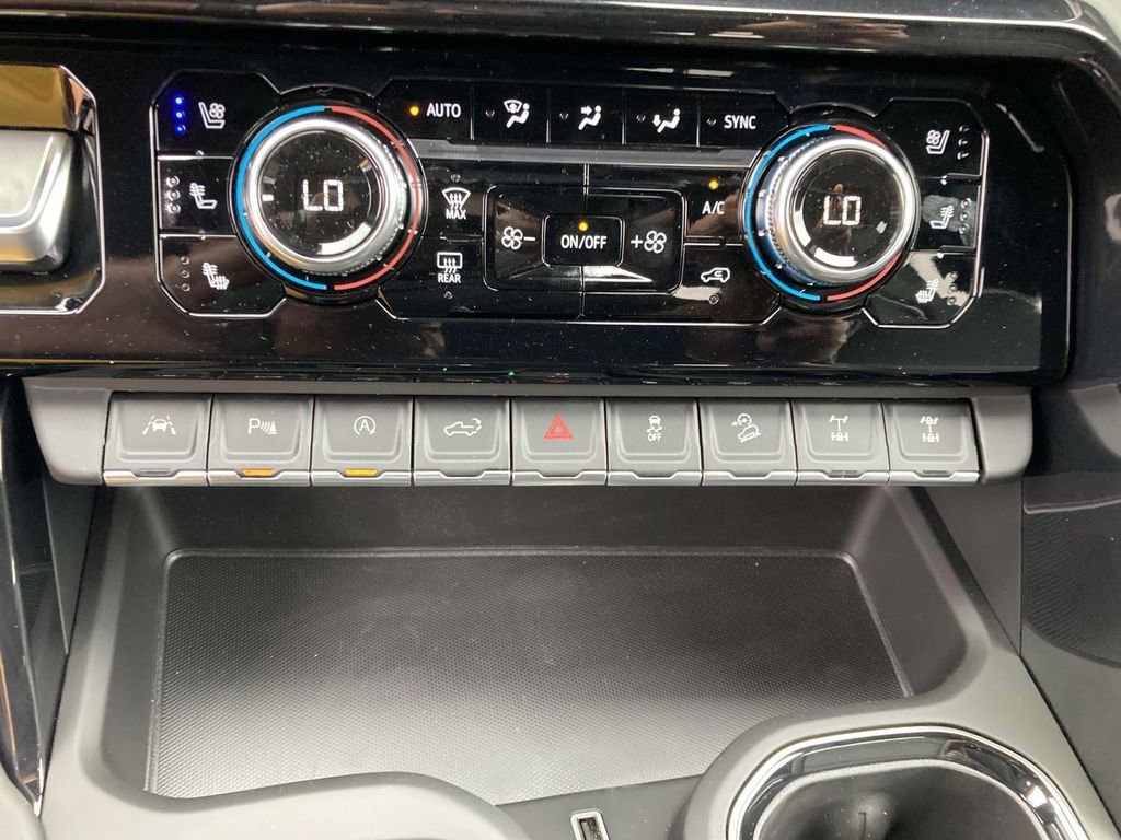 2025 GMC Sierra 1500 AT4X - Photo 21