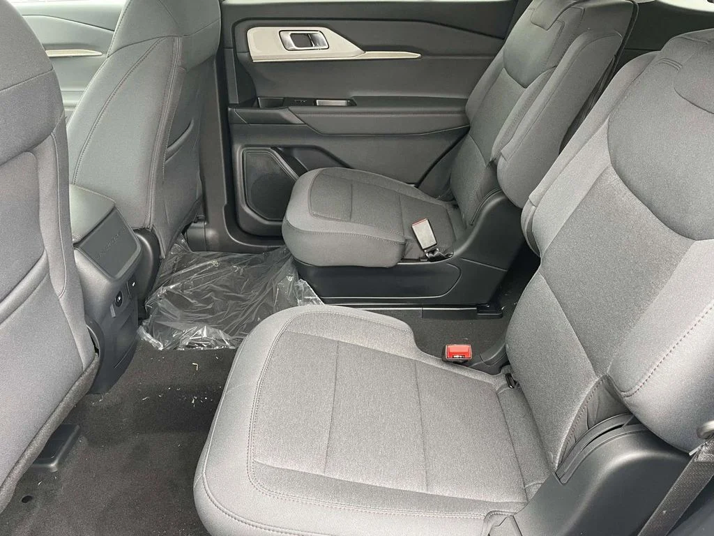 New 2026 Carbonized Gray Metallic Ford Active 100A image 12
